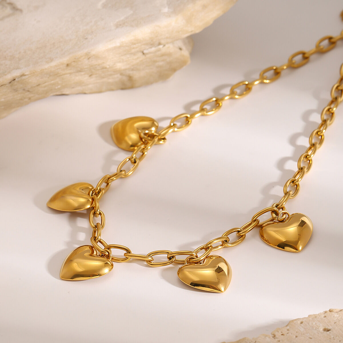1 Stück Simple Series Sweet Heart Edelstahl 18 Karat vergoldet Damen-Halsketten mit Anhänger 2