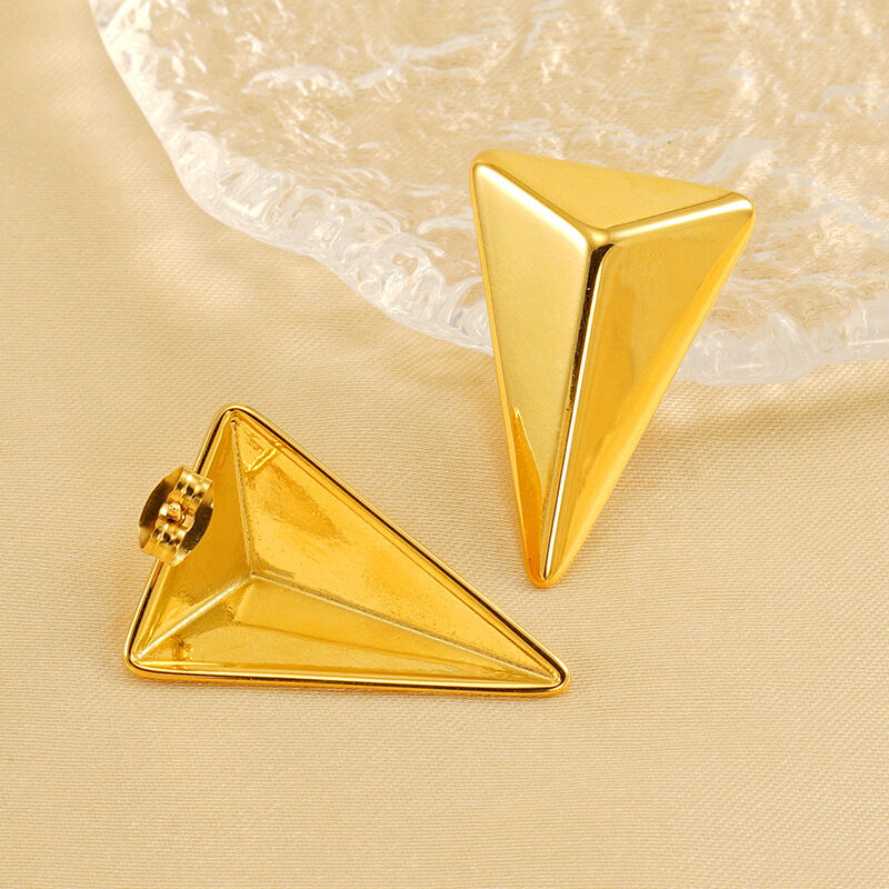 1 pair simple series simple titanium steel  gold plated women stud earrings Picture3