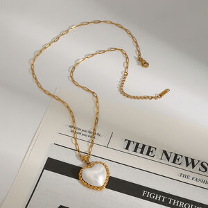 1 Piece Romantic Series Sweet Heart Shape Stainless Steel Waterproof Gold Color Women's Pendant Necklaces h5 Picture4