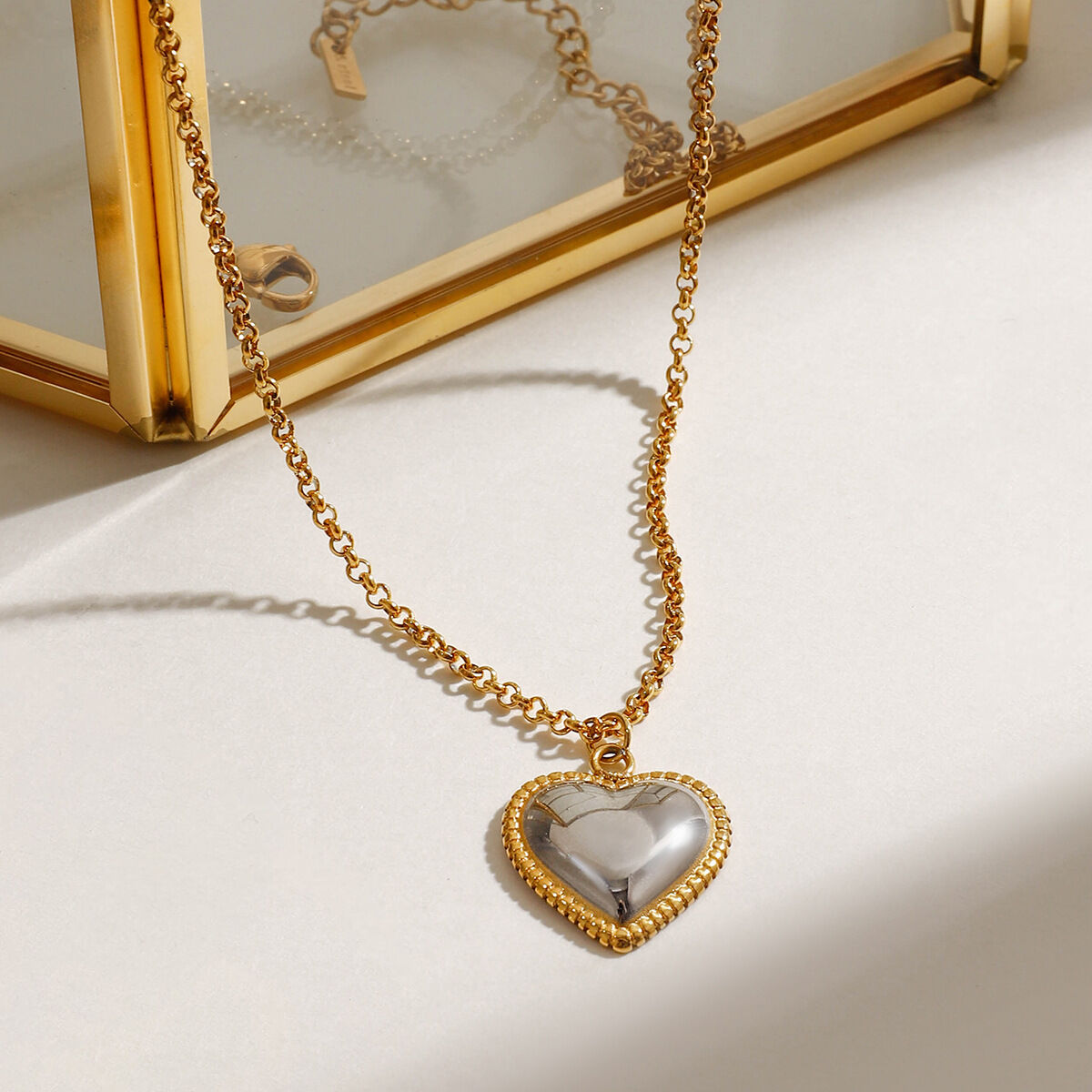 1 Piece Romantic Series Sweet Heart Stainless Steel Waterproof Gold and Silver Color Women's Pendant Necklaces