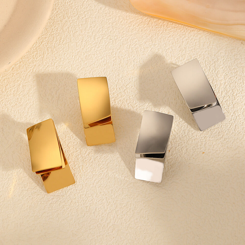 1 pair simple series light luxury style quadrilateral stainless steel  gold plated women stud earrings 2