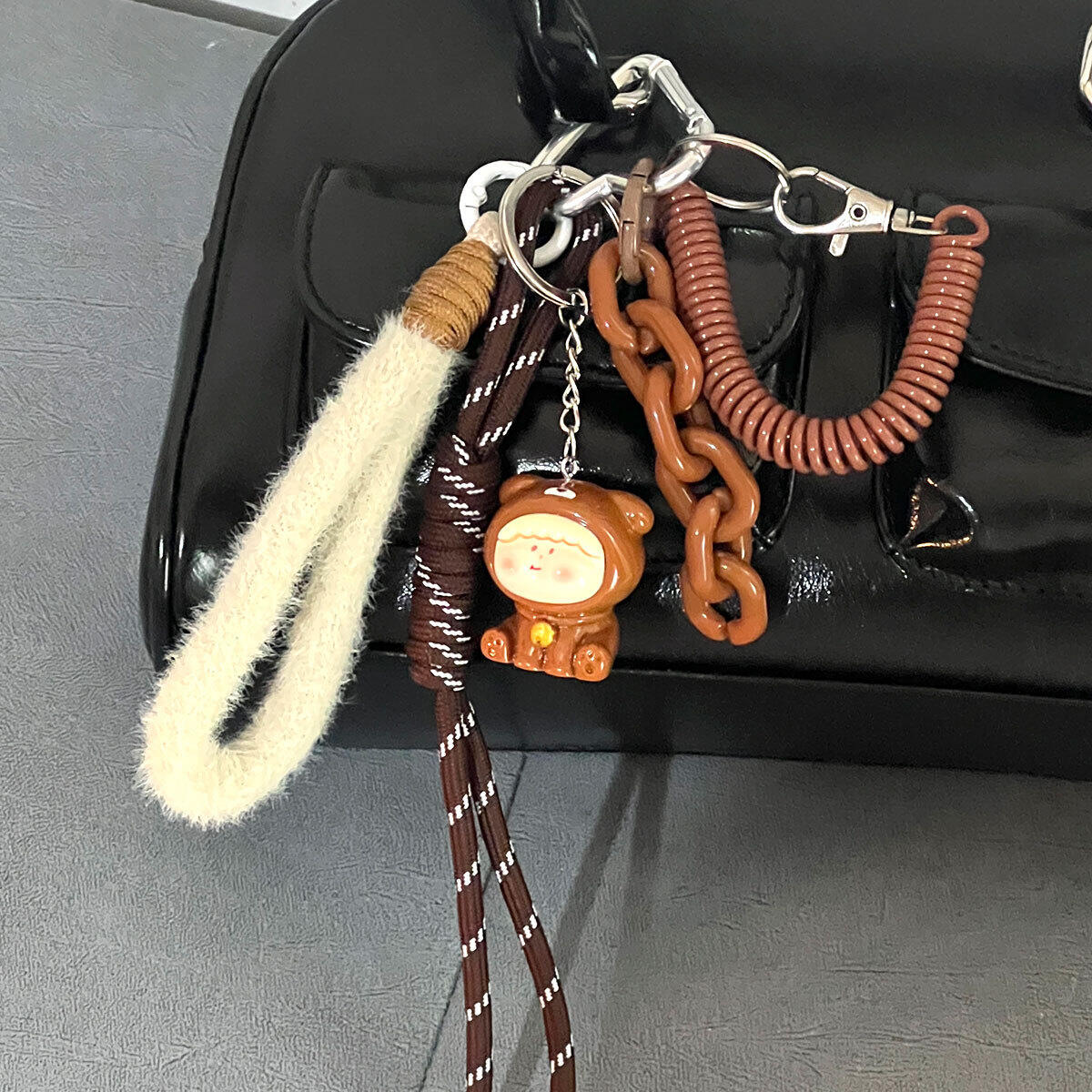 1 Piece Romantic Series Daily Funny Cartoon Kid Downy Rayon Women's Bag Charms