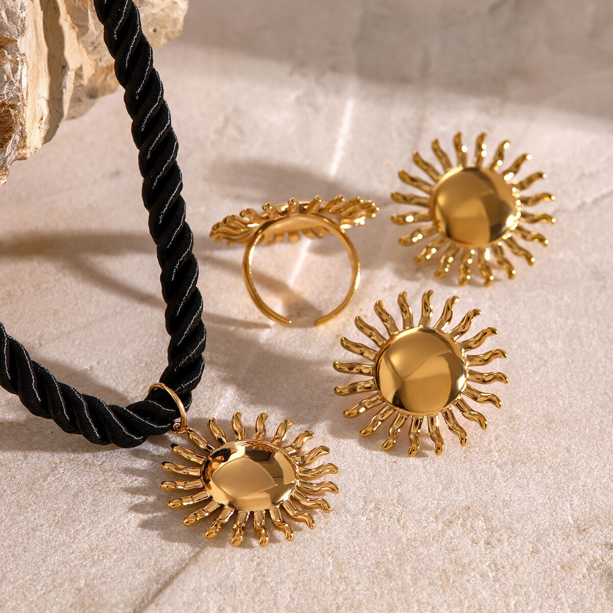1 pair simple series retro sun/moon stainless steel  gold plated women earrings set