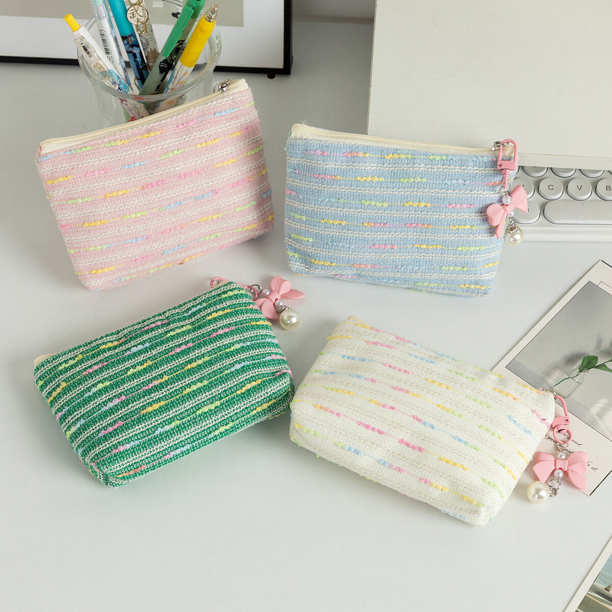 1 Piece Colorful Striped Women's Makeup Bags