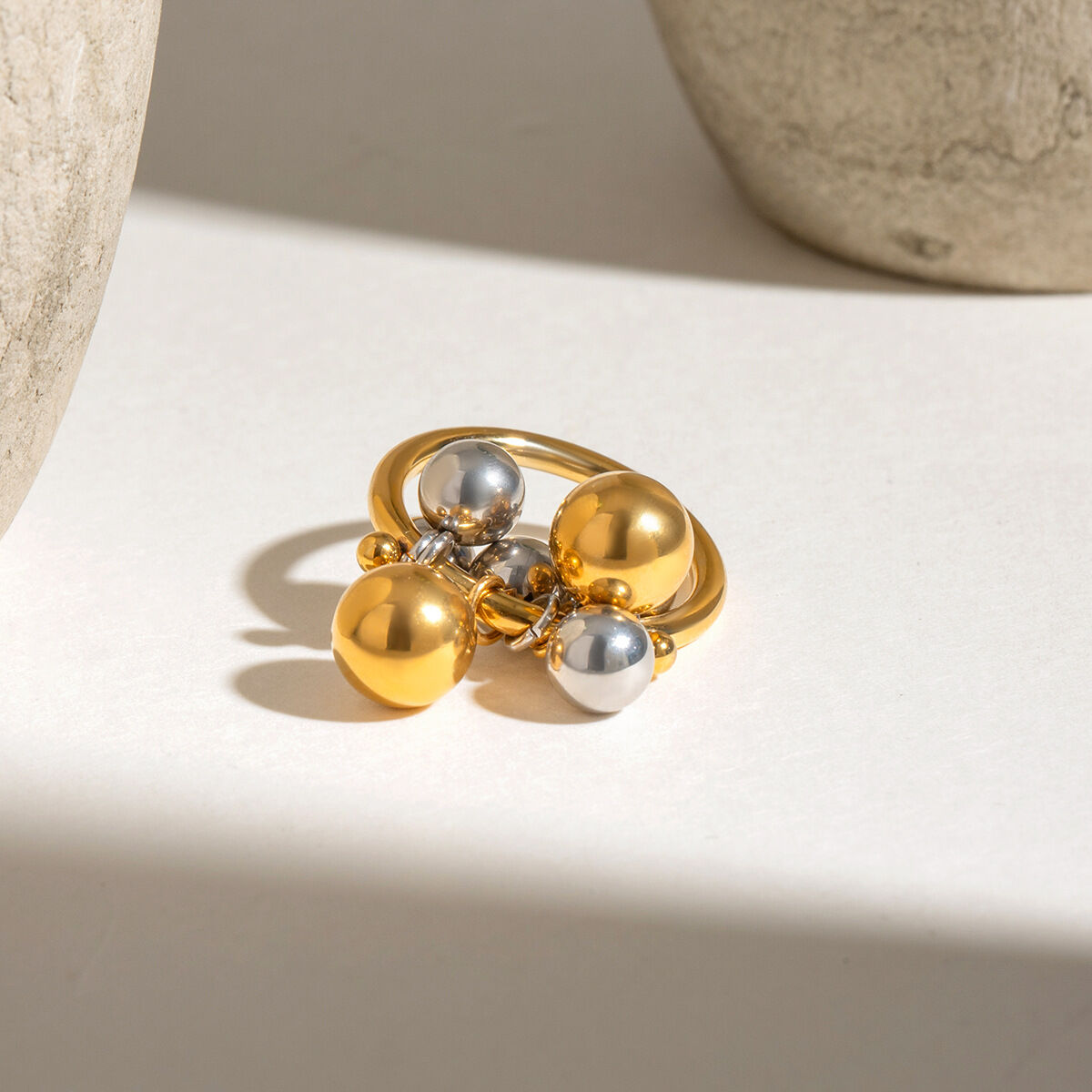 1 pezzo serie minimalista anelli singoli da donna in acciaio inossidabile irregolare, impermeabili, color oro e argento, personalizzabili quotidianamente Immagine3