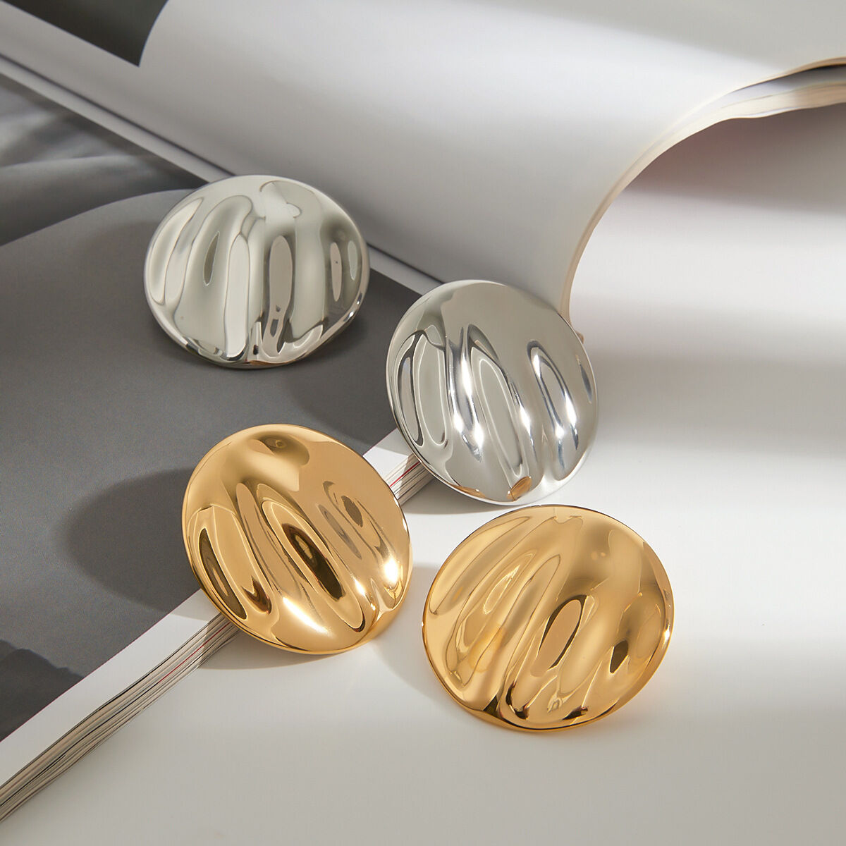 1 Pair Minimalist Series Water Ripple Pattern Stainless Steel Waterproof Gold Color Women's Stud Earrings 2
