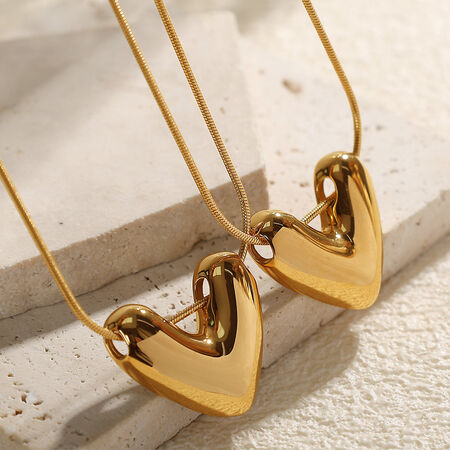1 Piece Modern Series All-match Heart Shape Stainless Steel Waterproof Gold Color Women's Pendant Necklaces