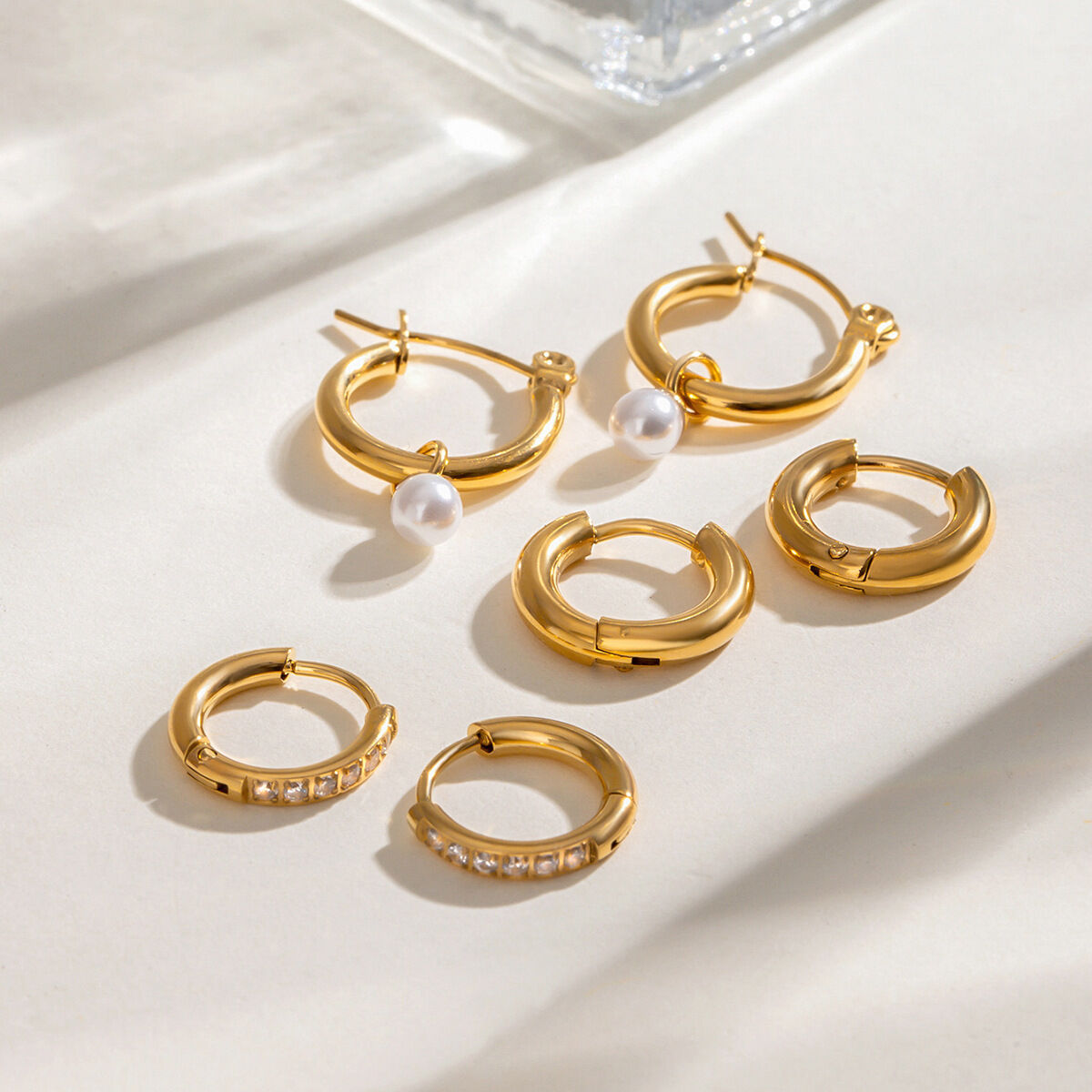 1 pair classic series elegant annular stainless steel  gold plated rhinestone women earrings set 2
