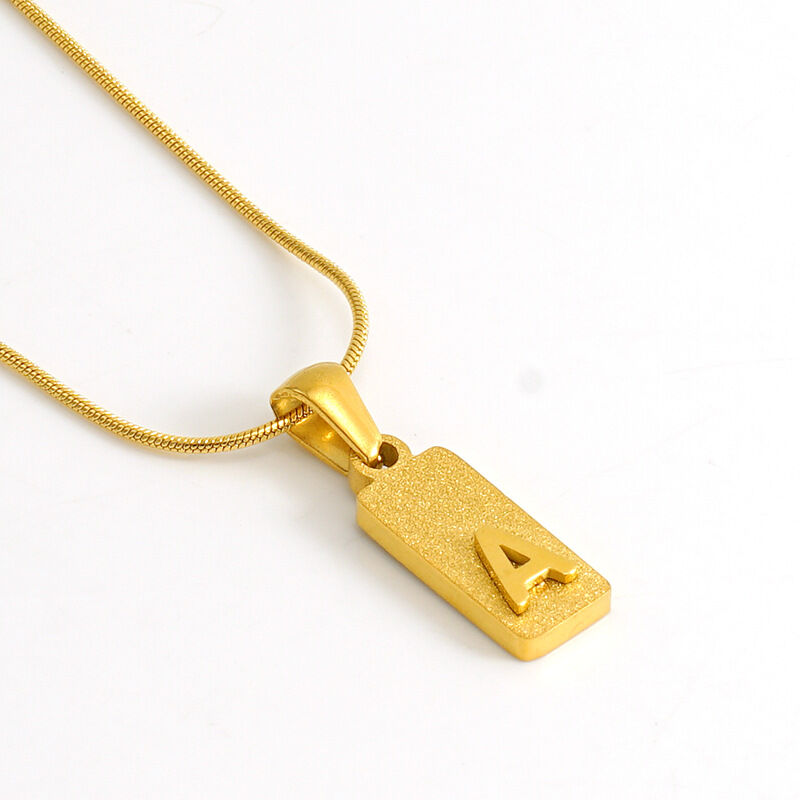 1 stuk eenvoudige serie hip-pop/rock letter roestvrij staal verguld unisex hanger kettingen Afbeelding8