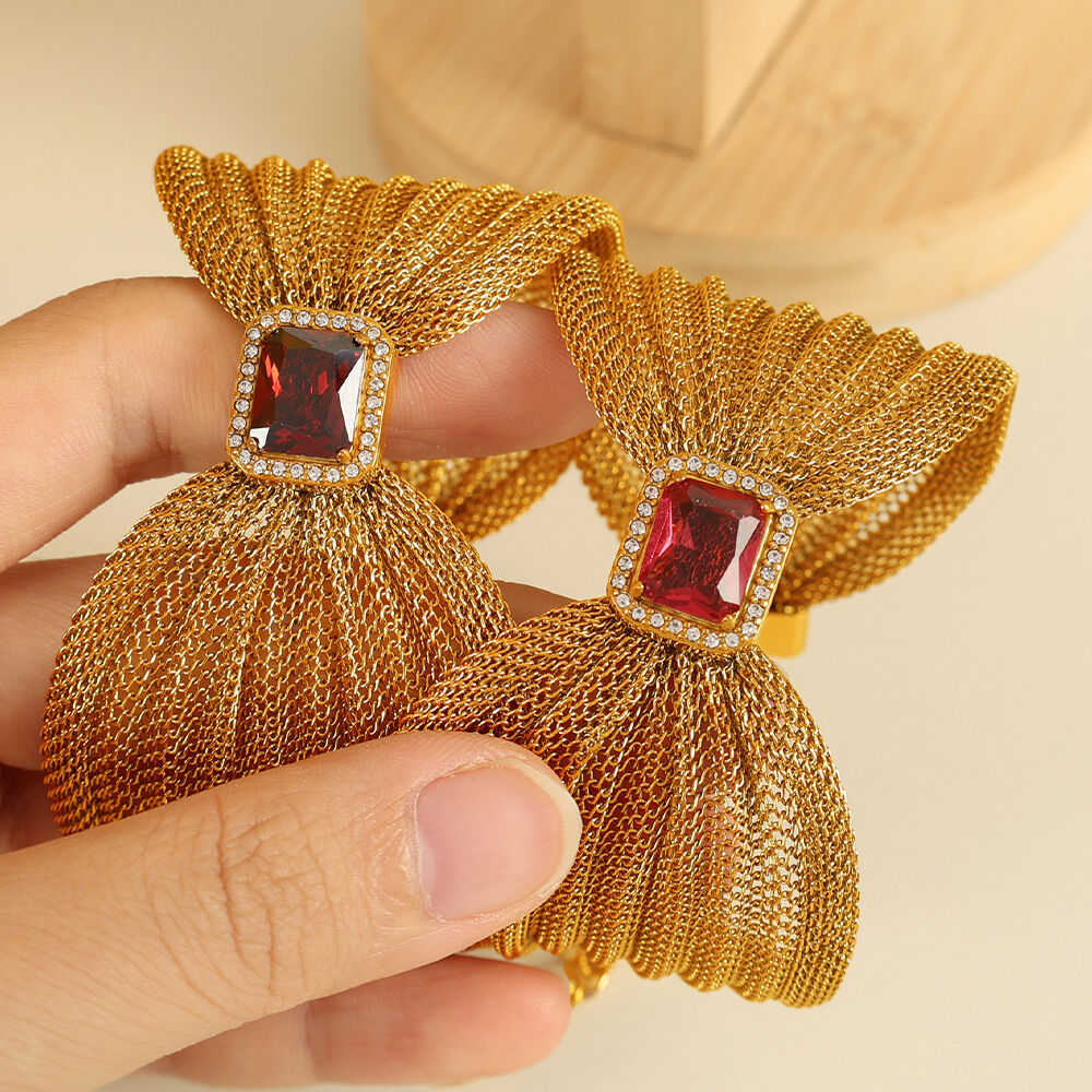 bracelet rétro en acier inoxydable plaqué or  avec nœud papillon et zircon pour femme, série classique, 1 pièce 2