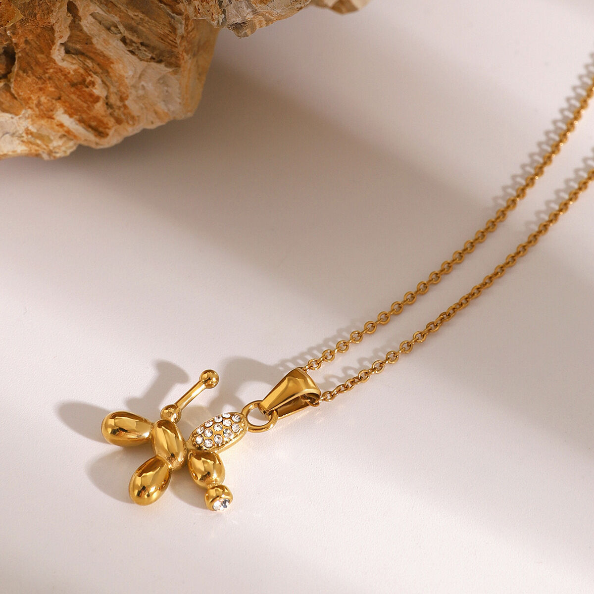 1 pezzo semplice serie carino animale acciaio inossidabile placcato oro 18K strass donne ciondolo collane h5 Immagine3