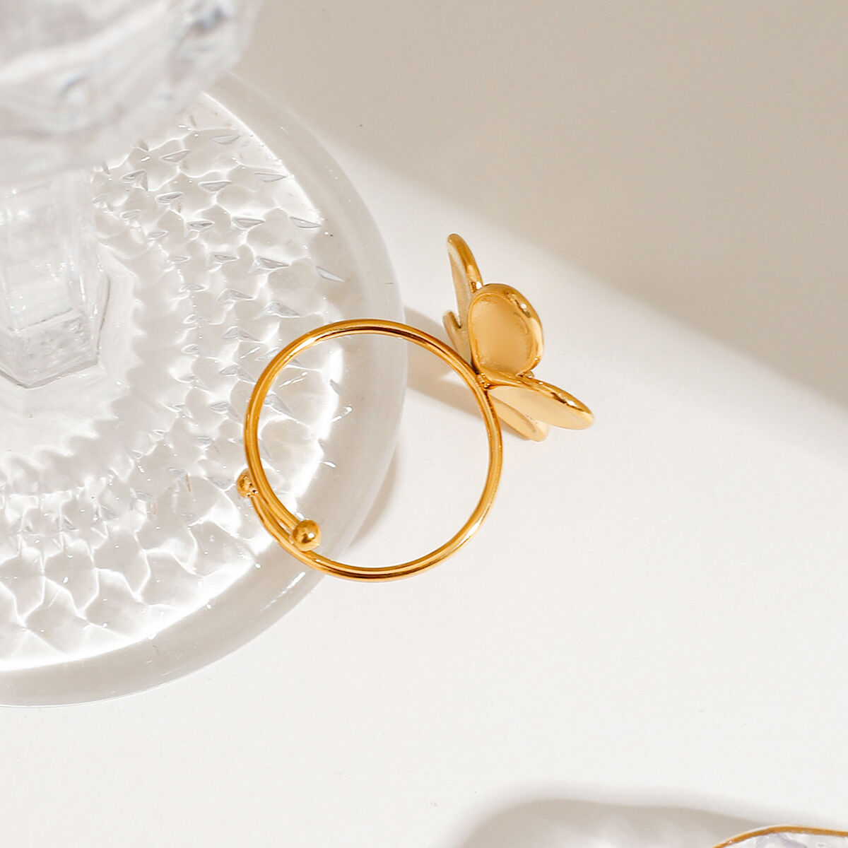 1 Stück Romantische Serie Elegante Zarte Blume Edelstahl Wasserdicht Goldfarben Damenringe Verstellbar Bild6