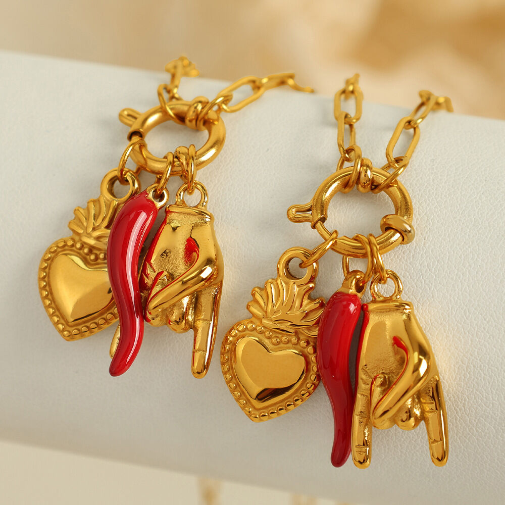 1 piece simple series retro heart stainless steel gold plated women pendant necklaces h5 Picture4