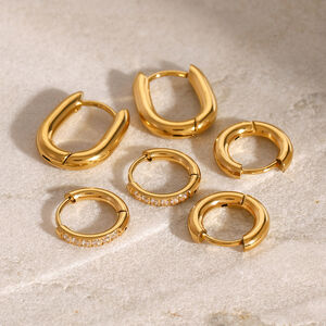 1 Paar Simple Series Elegantes ringförmiges Edelstahl-Ohrring-Set mit 18 Karat vergoldetem Strass für Damen h5 Bild3