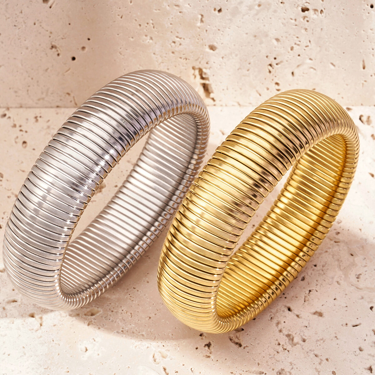 Bracelet minimaliste pour femme, en acier inoxydable, couleur or, à porter au quotidien (1 pièce) h5 Image5