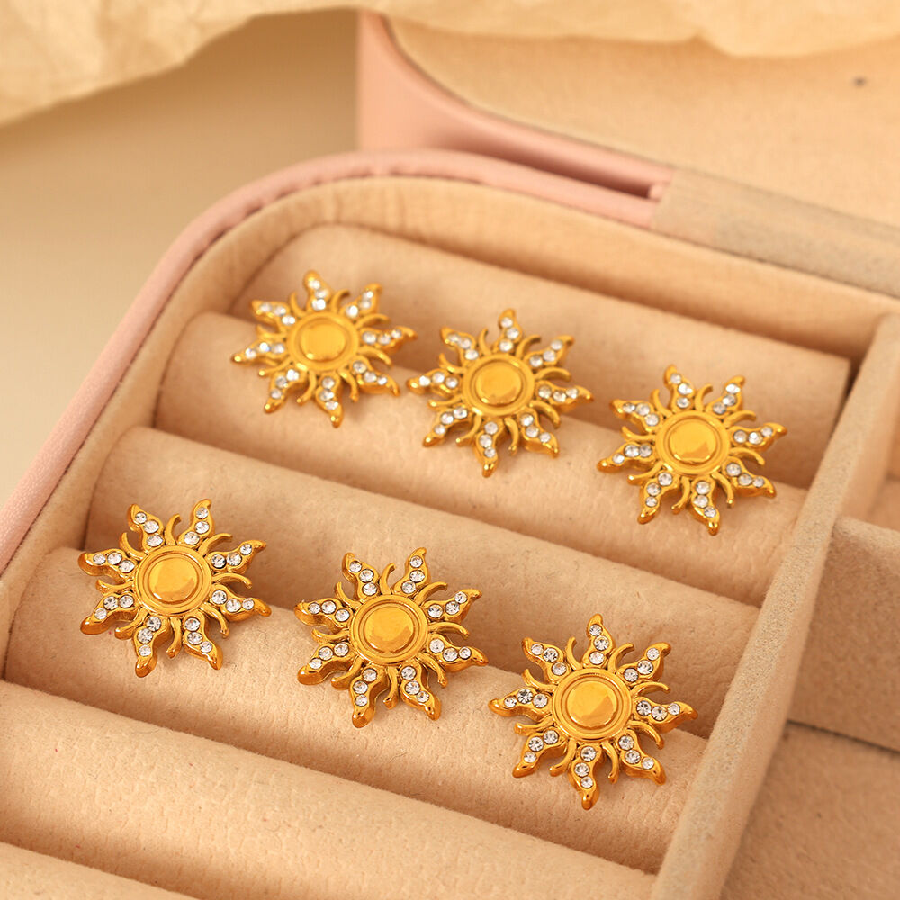 1 paio di orecchini a bottone da donna con strass placcati in oro , serie semplice, retrò, sole/luna Immagine3
