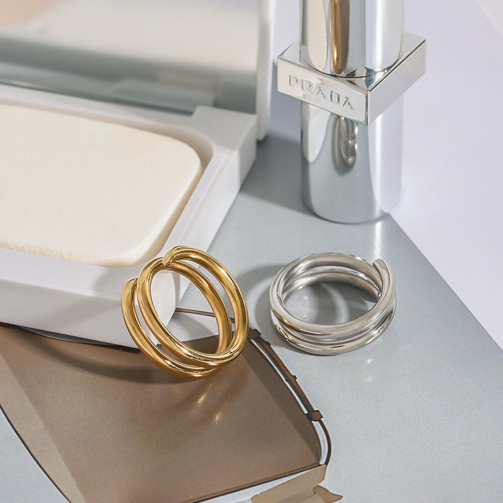 1 Stück Minimalistische Serie Schicker dreilagiger Kreisring aus Edelstahl, wasserdicht, goldfarben, Damenring h5Bild3