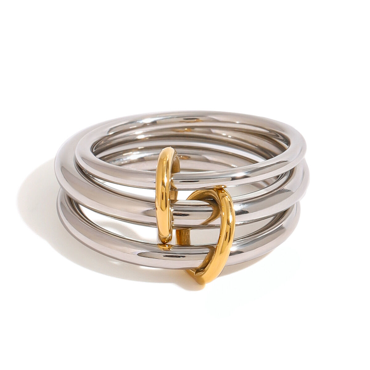 1 Paar klassische, moderne, wasserfeste Damenringe aus Edelstahl in Gold und Silber Bild7