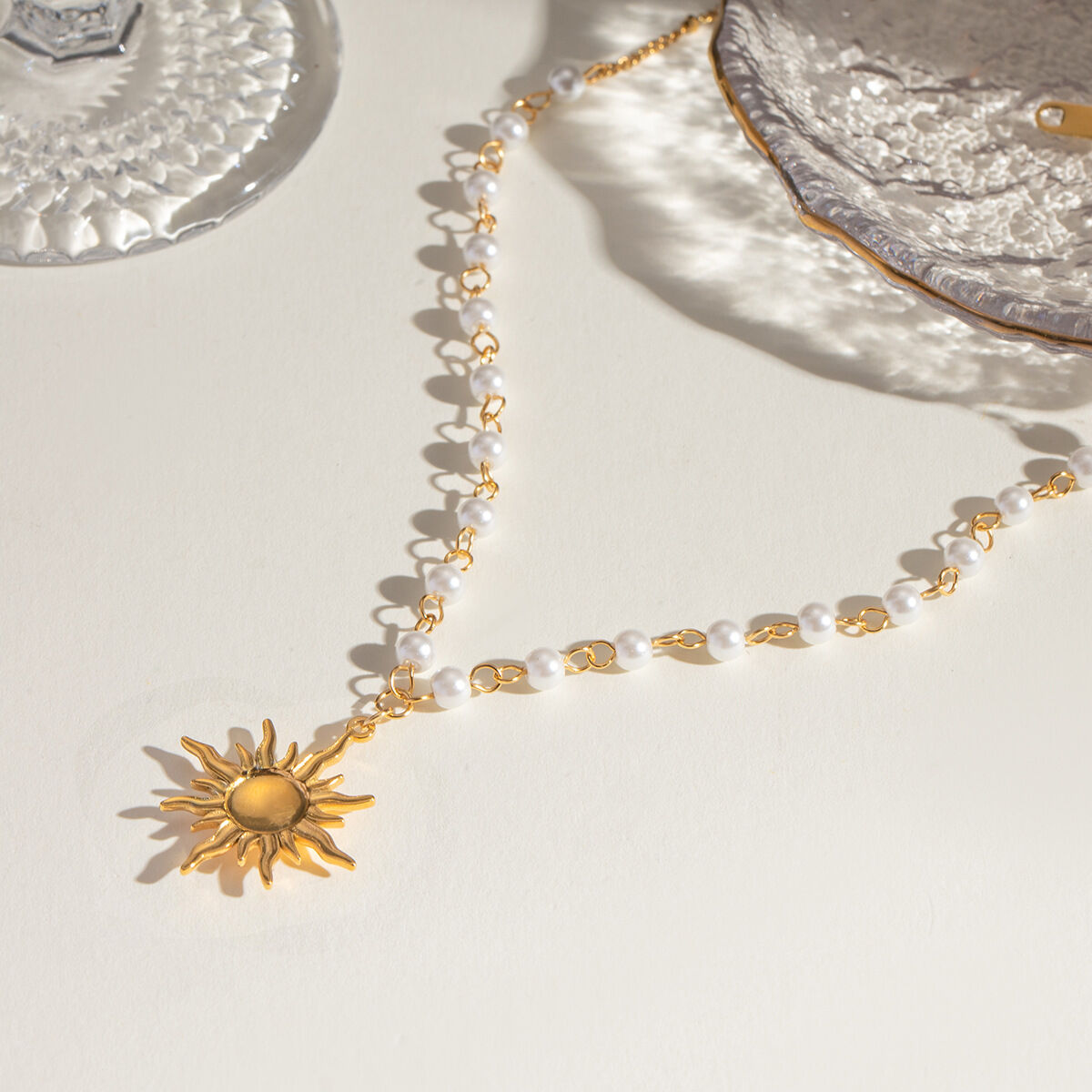 1 piece simple retro style sun/moon shape stainless steel  gold inlay artificial pearl women's pendant necklaces 2