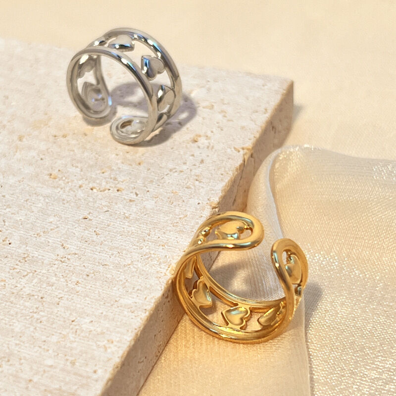 1 Piece Romantic Series Retro Heart Hollow-out Stainless Steel Waterproof Gold Color Women's Adjustable Rings 2