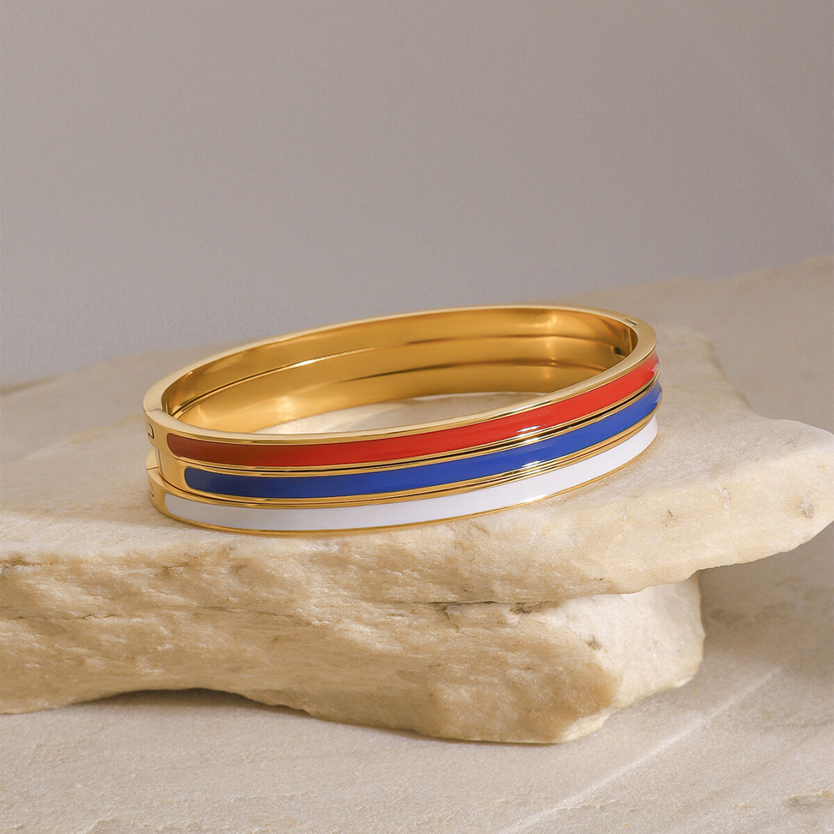 1 stuk eenvoudige serie  ronde roestvrijstalen  vergulde damesarmbanden 2