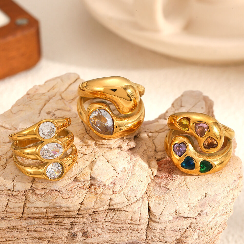 1 pezzo di lusso serie Vogue Natural Droplet in acciaio inossidabile impermeabile color oro anelli singoli da donna