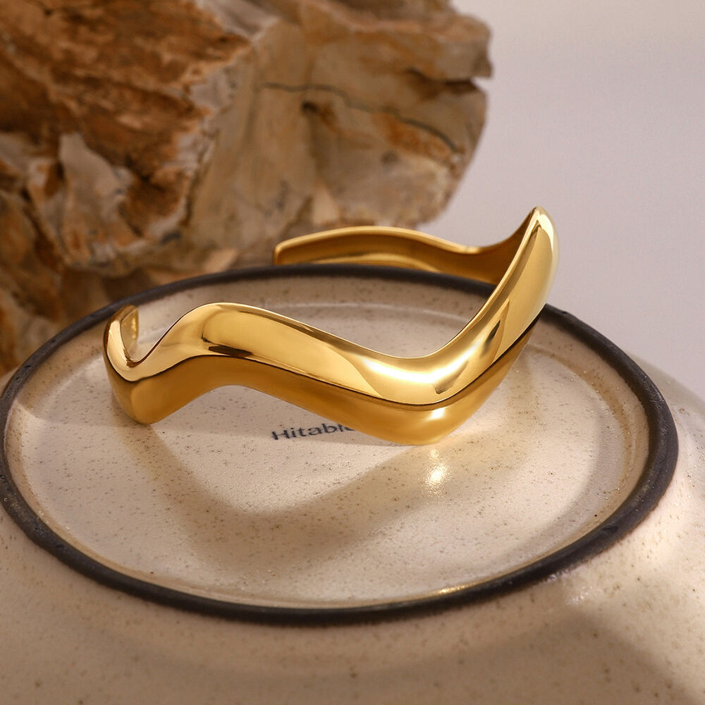 1 stuk eenvoudige serie eenvoudige effen kleur roestvrij staal vergulde damesarmbanden Afbeelding3