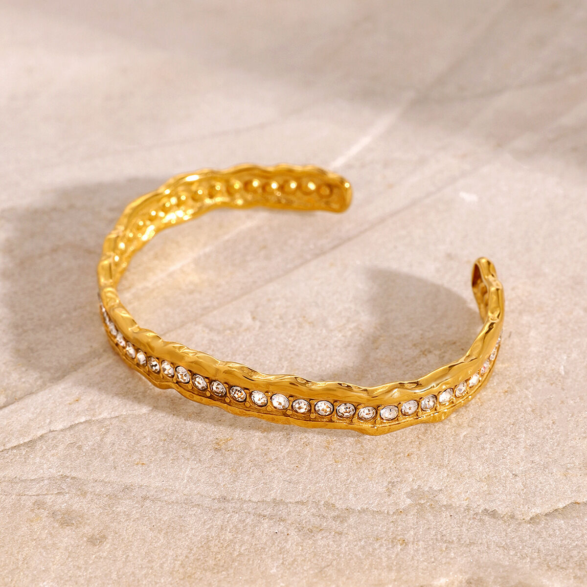 1 pezzo semplice serie  stile tinta unita acciaio inossidabile placcato oro  strass donne braccialetti h5 Immagine4