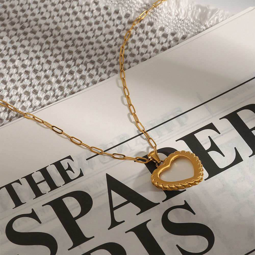 1 Piece Romantic Series Sweet Heart Shape Stainless Steel Waterproof Gold Color Women's Pendant Necklaces h5Picture5