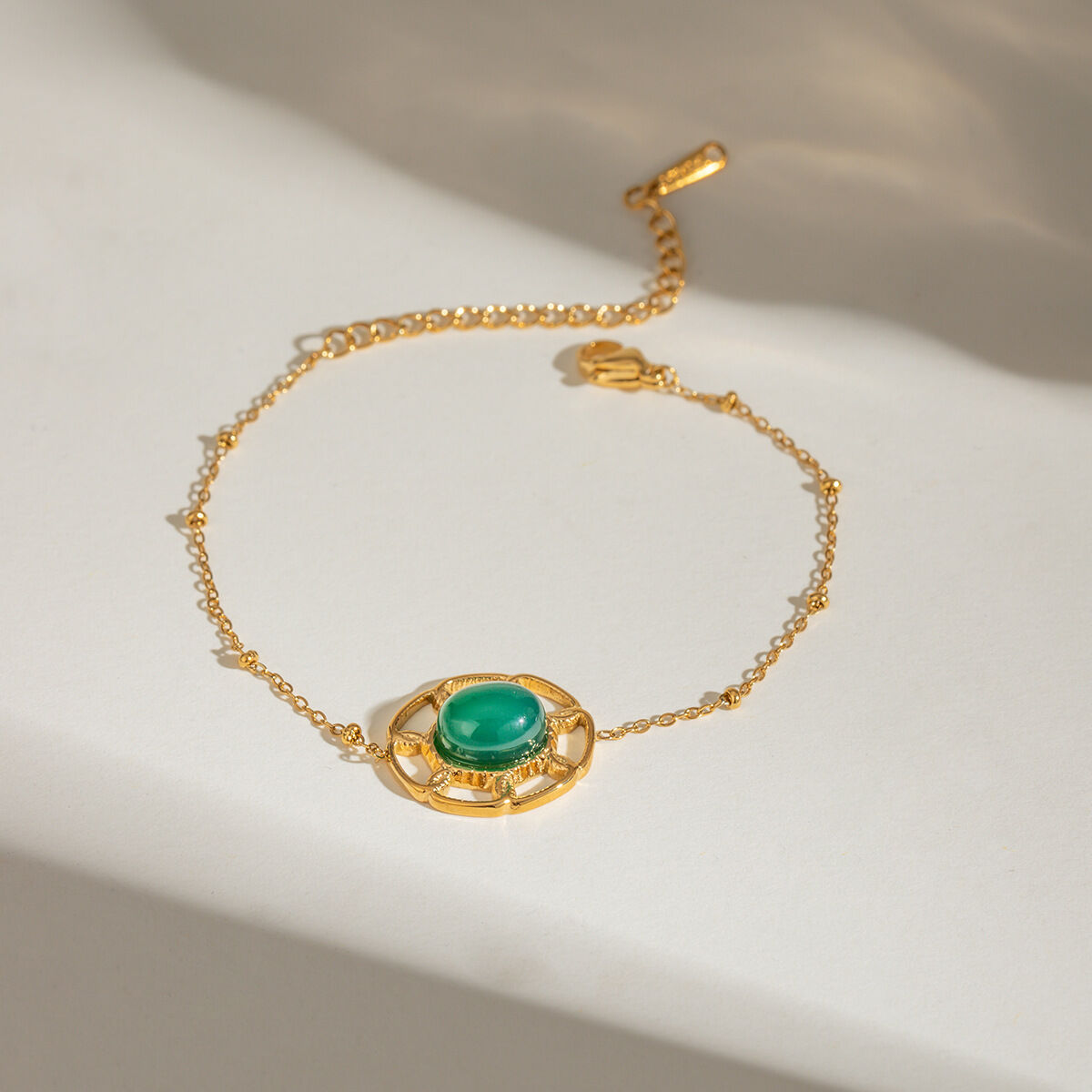 1 pezzo serie etnica retrò geometrico acciaio inossidabile placcato oro  pietra naturale braccialetti con ciondolo da donna Immagine3