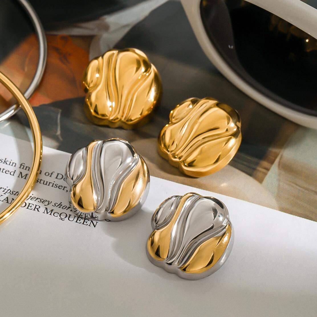 1 Pair Stylish Series Water Ripple Texture Stainless Steel Waterproof Gold Color Women's Stud Earrings