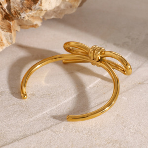 1 Pezzo Semplice Serie Dolce Fiocco Nodo Acciaio Inossidabile 18K Placcato Oro Braccialetti Da Donna h5 Immagine2