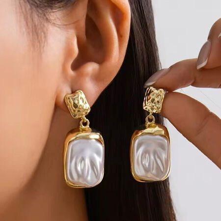 1 Pair Luxurious Series French Retro Block Stainless Steel Waterproof Gold Color Elegant Women's Drop Earrings 2