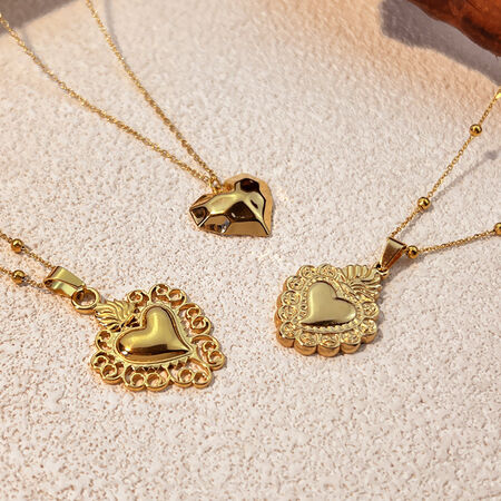 Heart Stainless Steel Waterproof Gold Color Pendant Necklaces 2