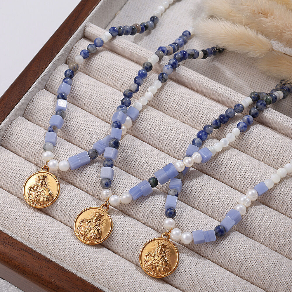 Nature Beads Necklaces Picture2