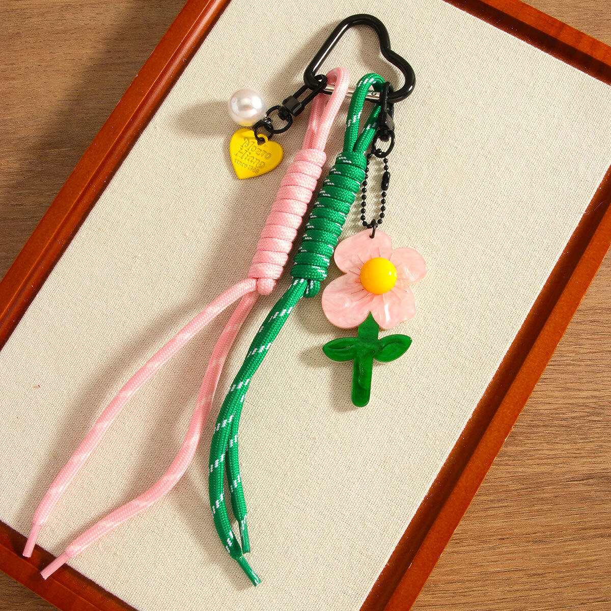 1 Piece Simple Series Sweet Flower Resin Women's Bag Charms Picture5