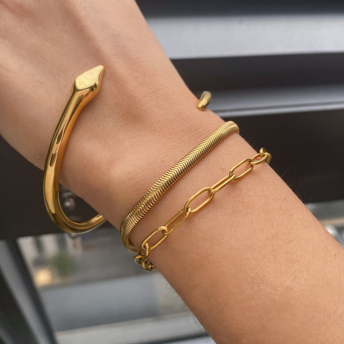 Braccialetti da donna color oro impermeabili in acciaio inossidabile a forma di serpente, stile lusso, 1 pezzo Immagine3