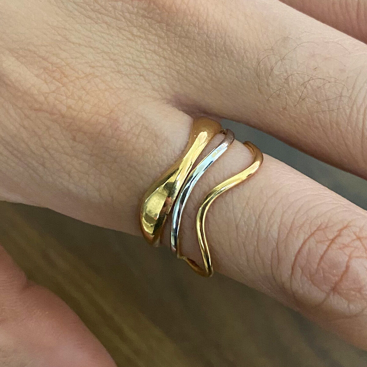 1 Piece Gold Color Stainless Steel Waterproof Multi-Layered Water Ripple Shape Women's Adjustable Rings h5 Picture3