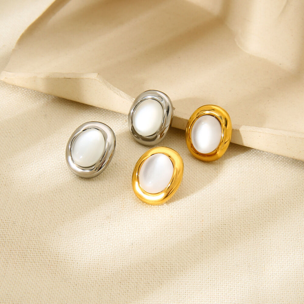 1 1 Piece Elegant Simple Round Gold  Colored Stainless Steel Waterproof Women‘Earrings h5 Picture4