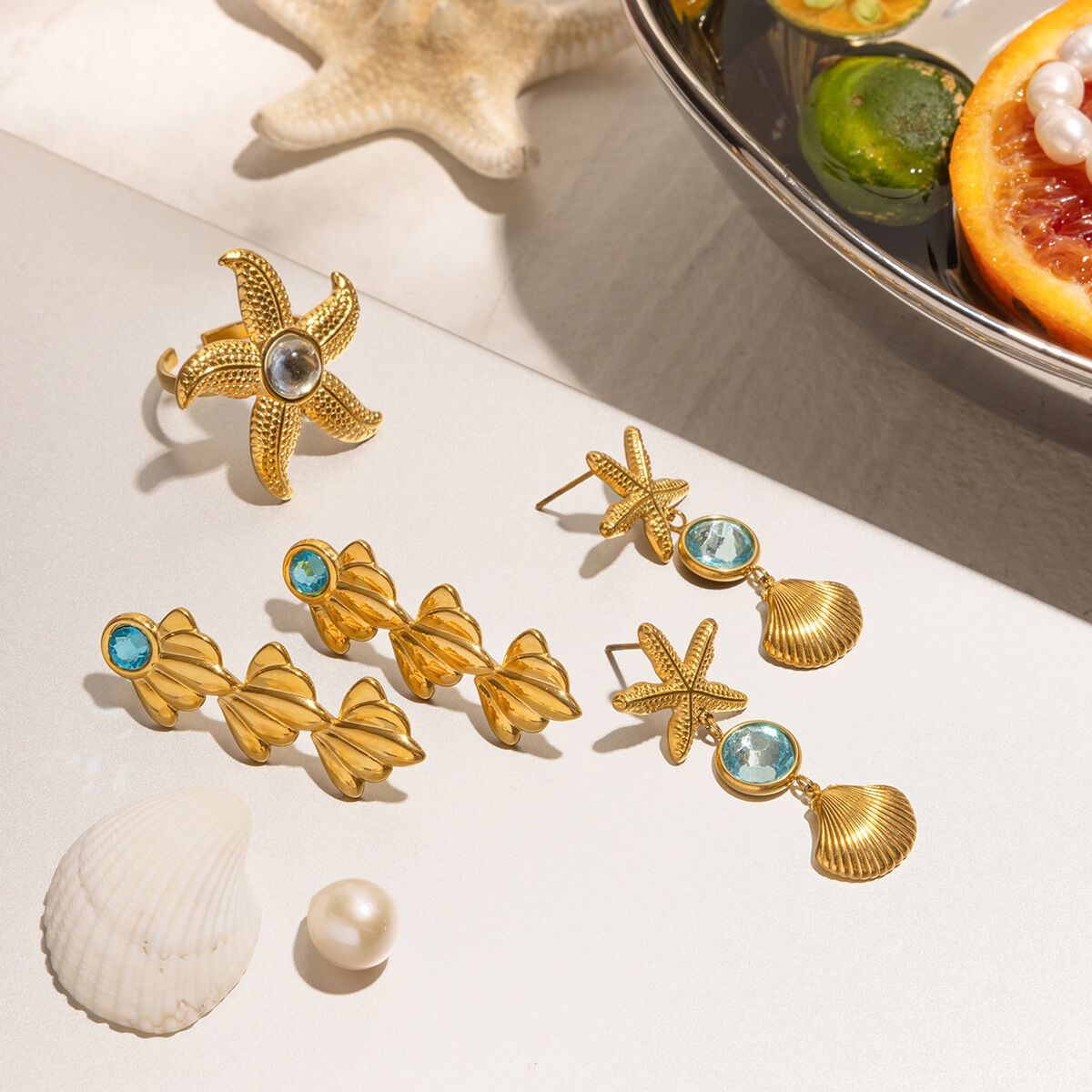Pendientes y anillo colgantes de estrella de mar de acero inoxidable, color dorado, resistentes al agua h5 Imagen3