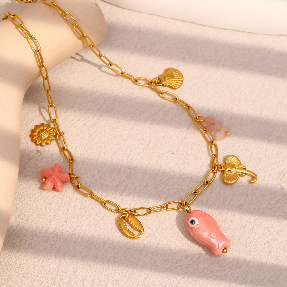 Sweet Oceanic Shell Women's Pendant Necklaces