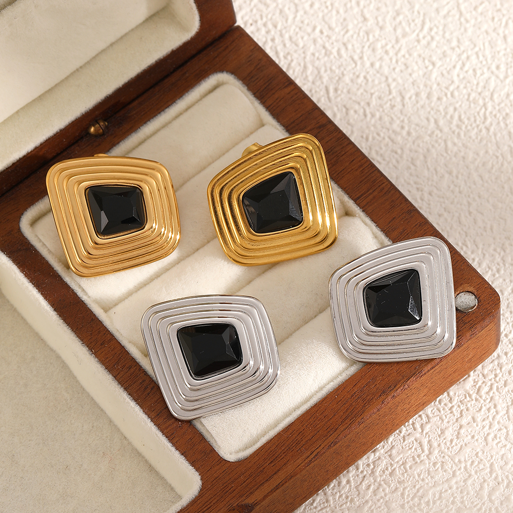Retro Stainless Steel Waterproof Gold Color Stud Earrings 2