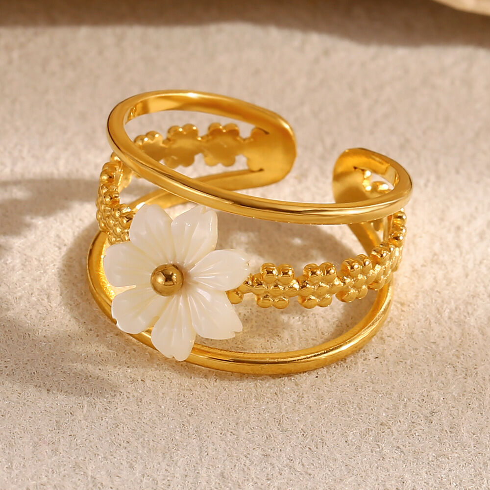 Anello da donna impermeabile in acciaio inossidabile dorato con fiore personalizzato vintage da 1 pezzo 2
