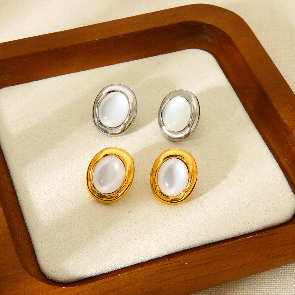 1 1 Piece Elegant Simple Round Gold  Colored Stainless Steel Waterproof Women‘Earrings 2