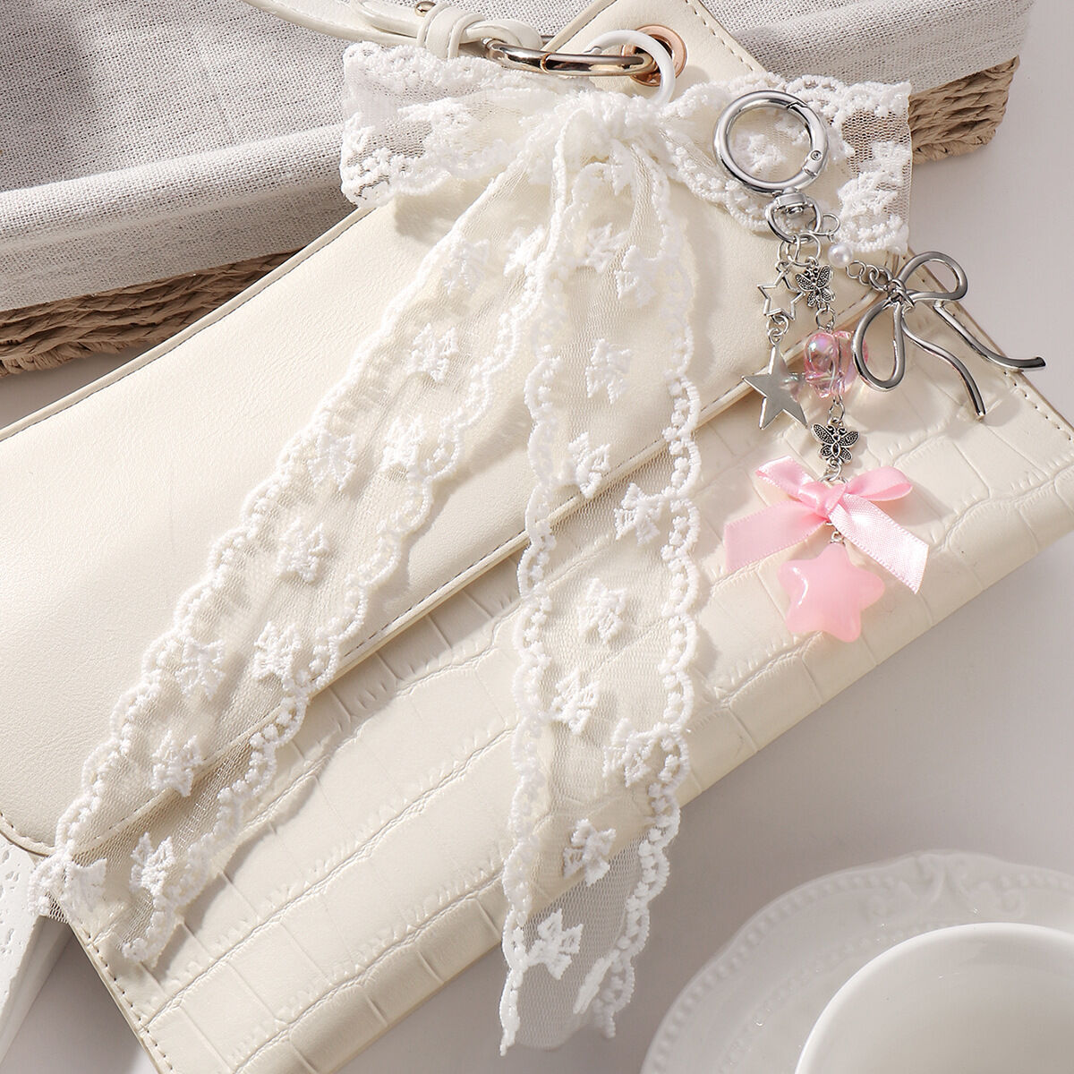 Dijes para bolso con nudo de lazo dulce h5 Imagen3