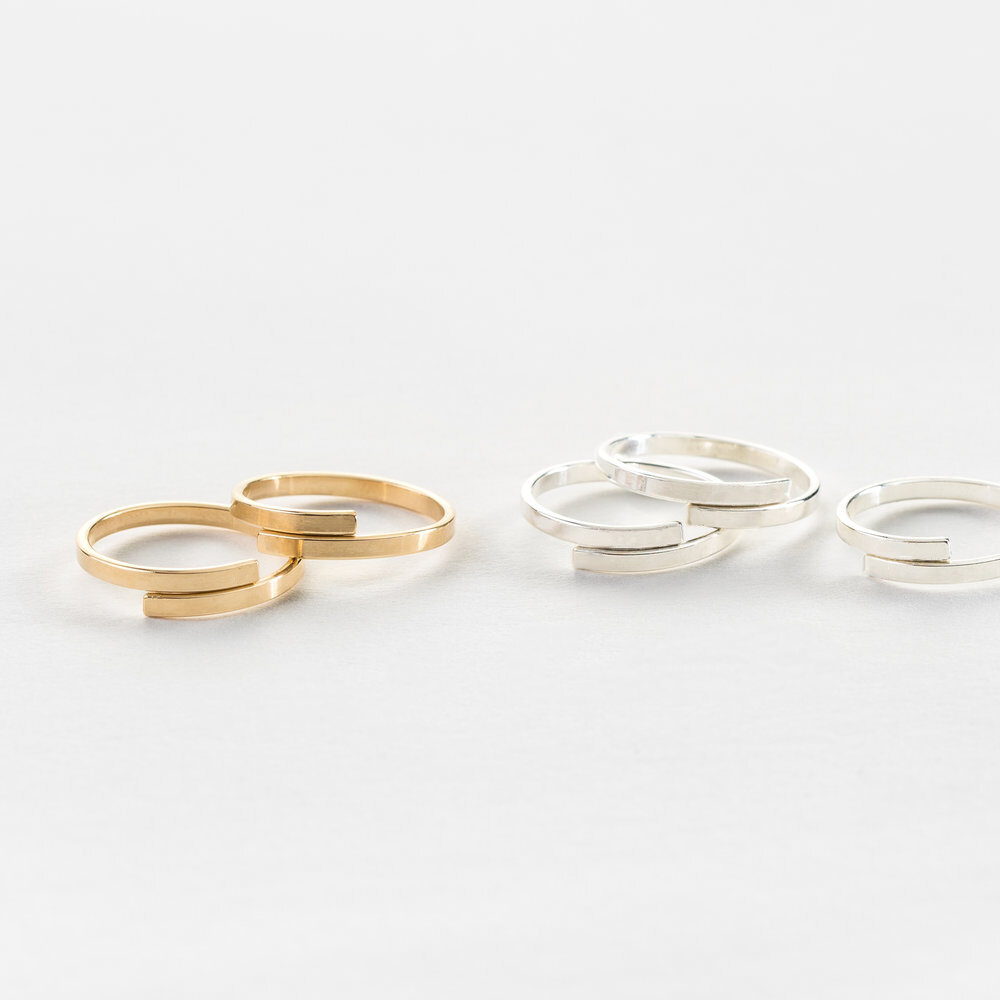 Simple Series Everyday Gold - colored Stainless Steel Waterproof Couple Rings Picture3