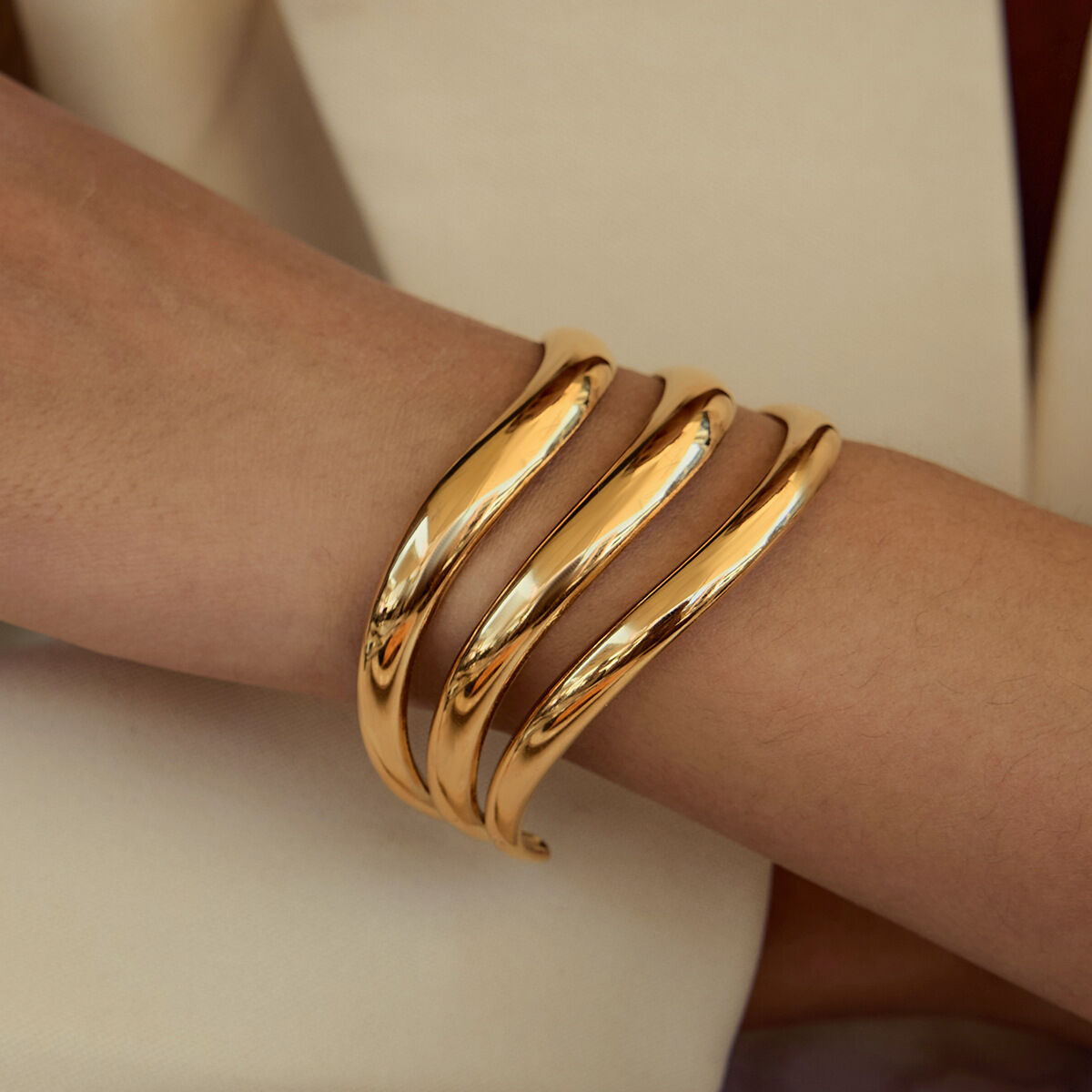 Simple Annular Stainless Steel Waterproof Gold Color Cuff Bracelets