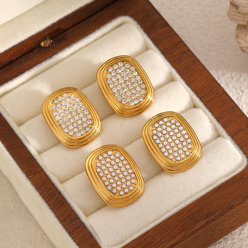 Luxurious Stainless Steel Waterproof Gold Color Stud Earrings h5 Picture2