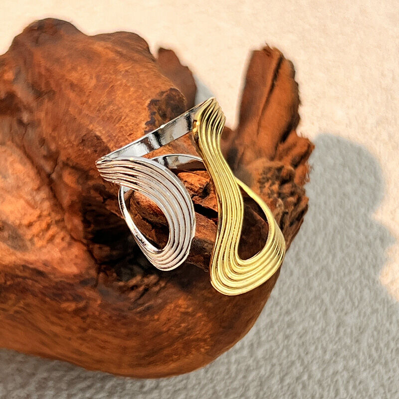 Anillo minimalista impermeable de acero inoxidable de colores mixtos