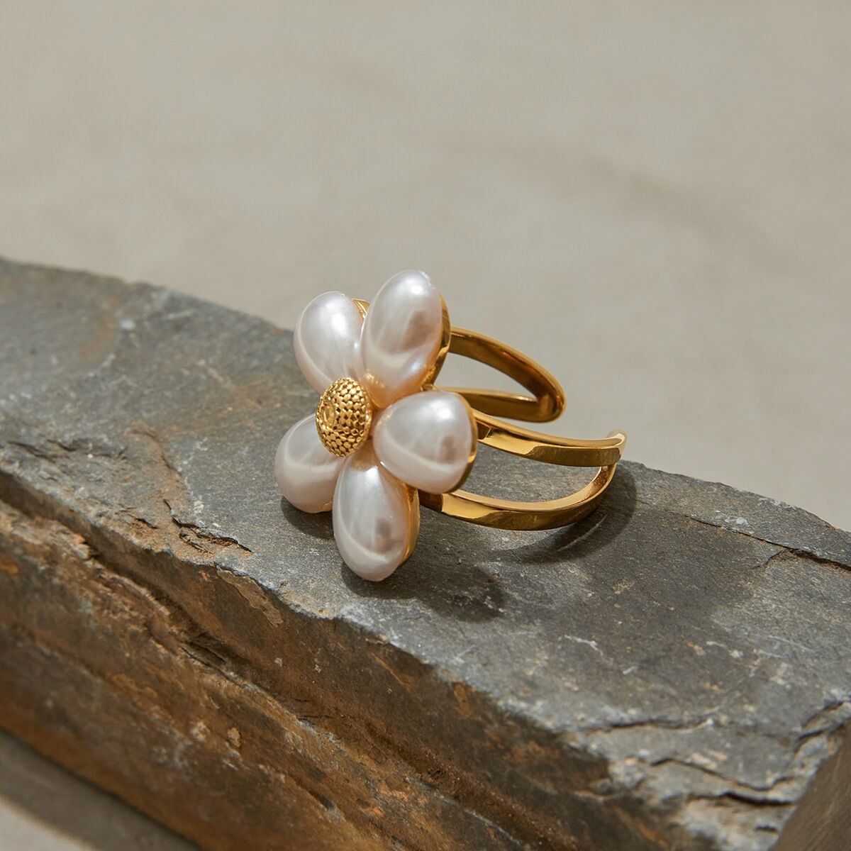 Romantic Flower Stainless Steel Waterproof Gold Color Statement Ring h5 Picture3
